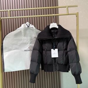 Women's Black Puffer Jacket